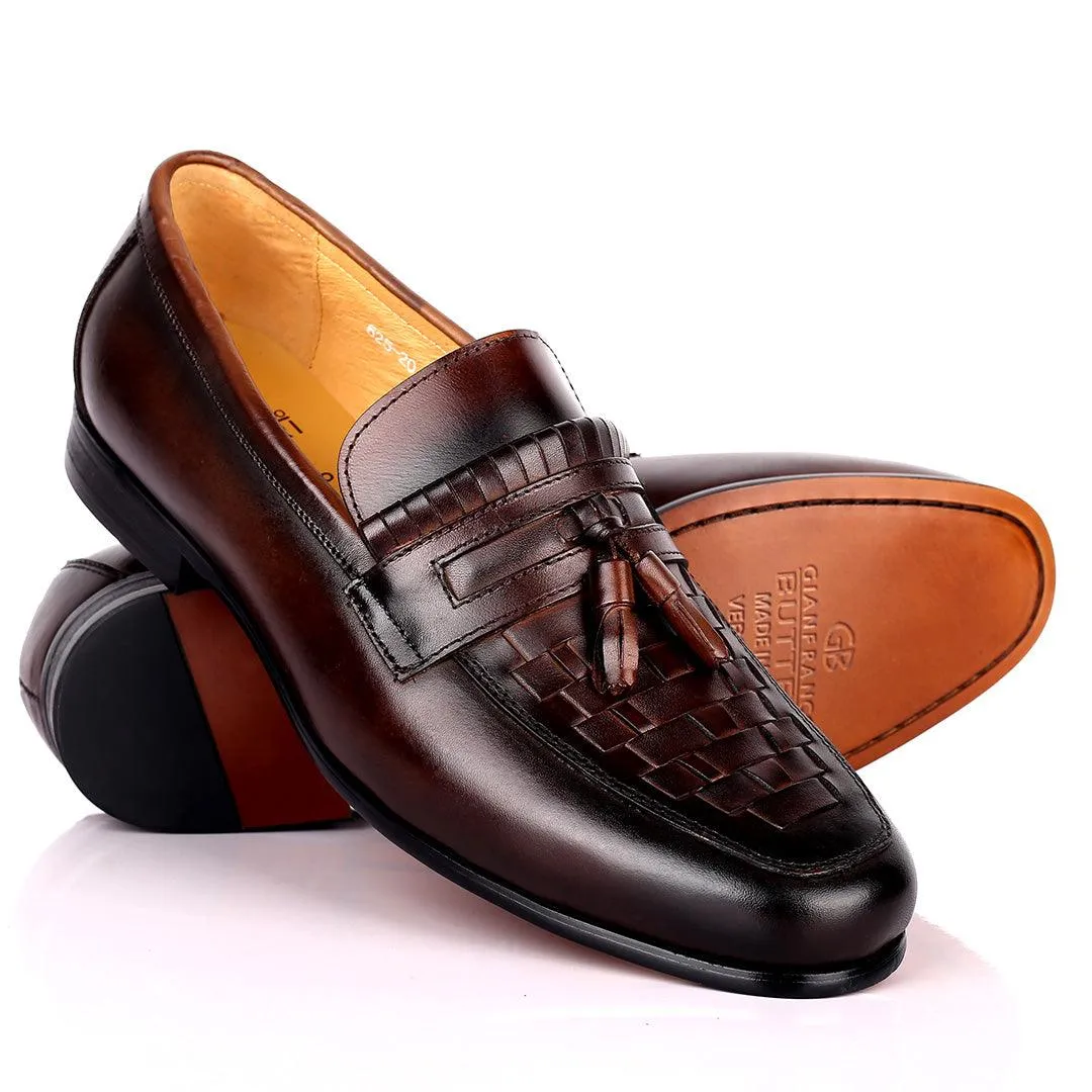 Gian Elegant Checkers And Fringe Designed Loafers Shoe - Coffee