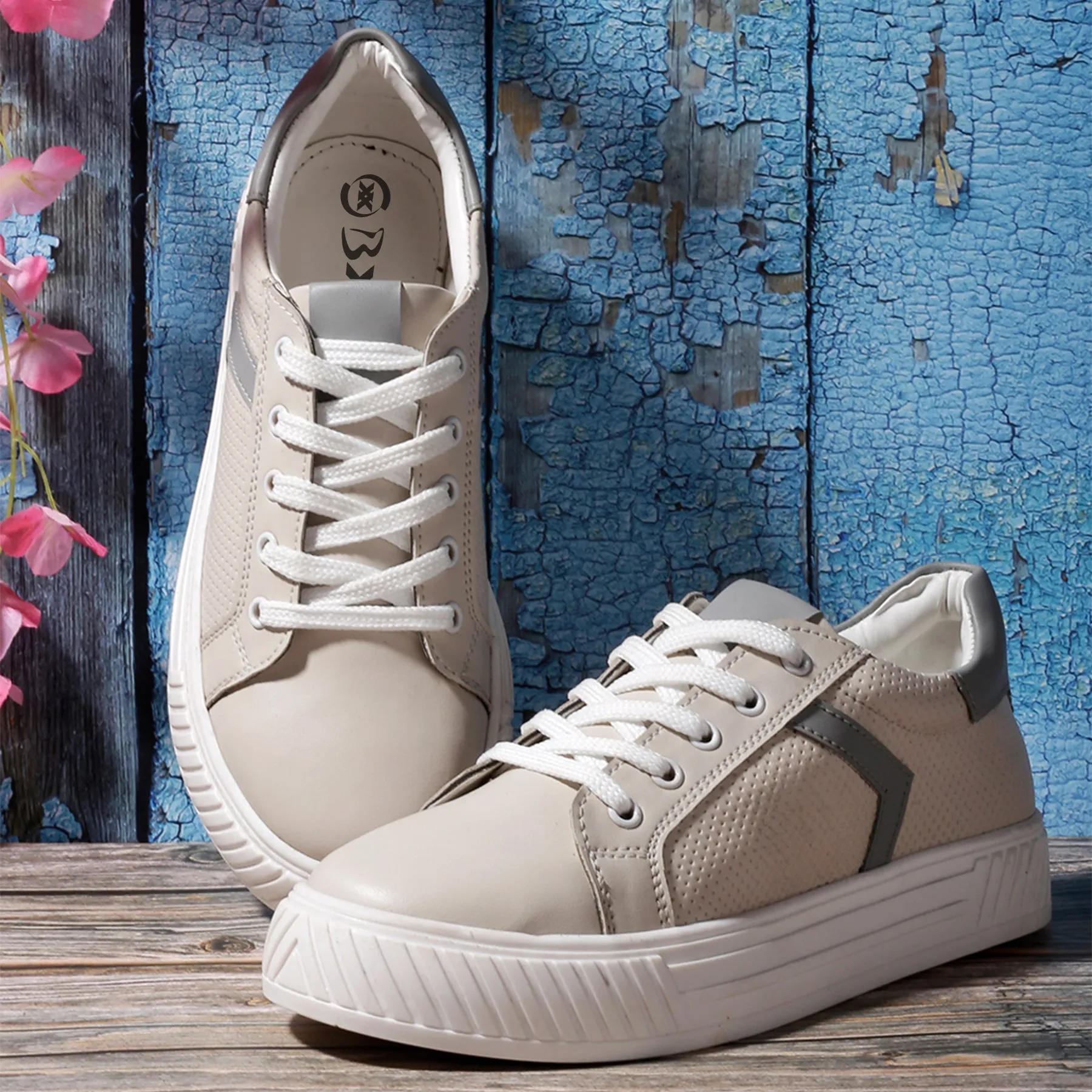 New Women's Trendy Casual Sneakers