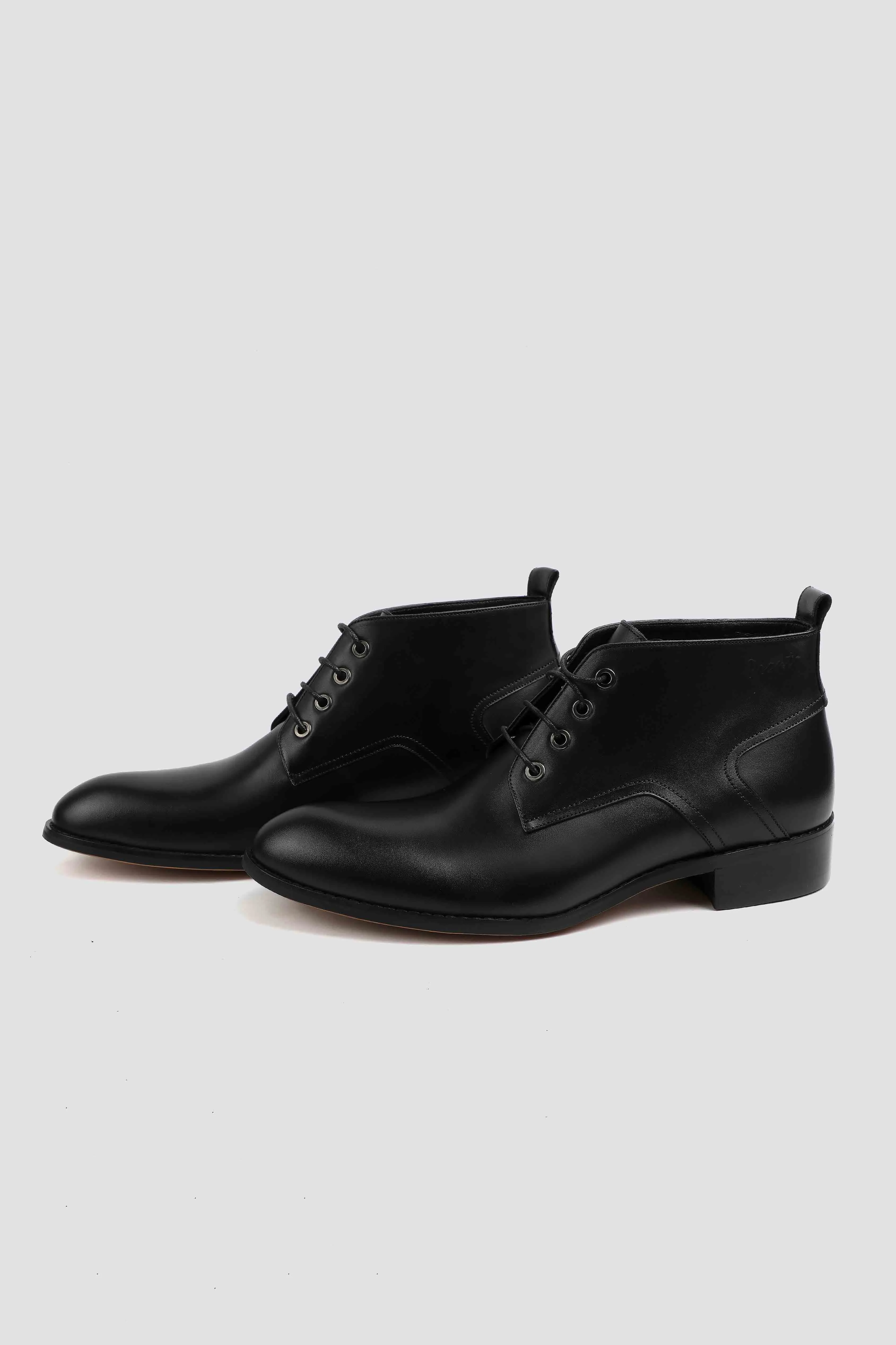 Plain Toe Derby Boot