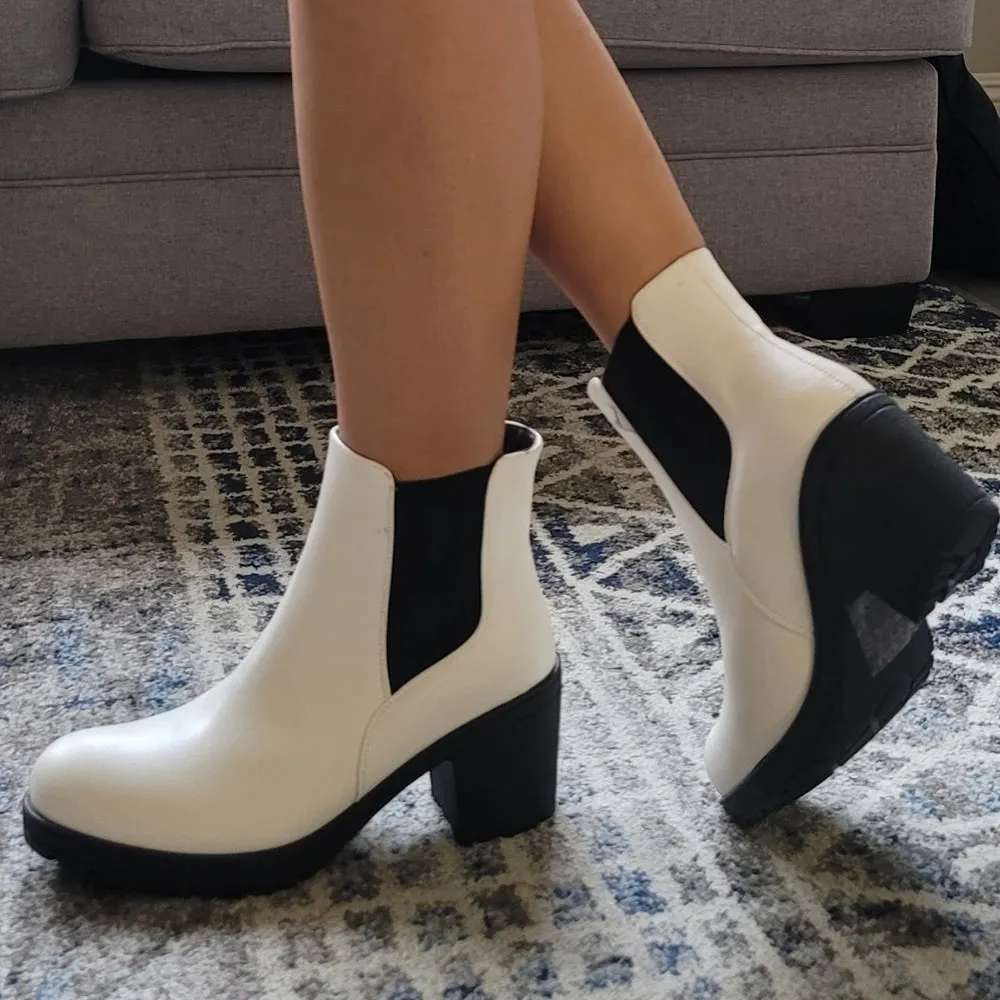 White love Chunky Heel boots